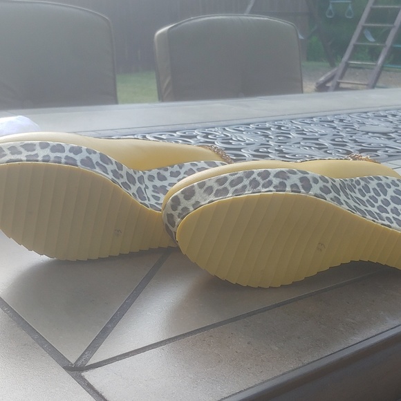 Brand new beautiful wedge heels! 👠 - Picture 5 of 5